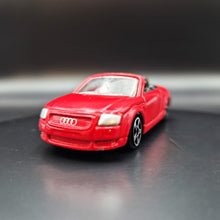 Load image into Gallery viewer, Maisto 2012 Audi TT Roadster 1:64 Red Fresh Metal
