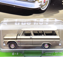 Load image into Gallery viewer, Auto World 2021 1966 Chevy Suburban Premium Series Release 3 B Version
