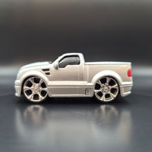 Load image into Gallery viewer, Hot Wheels 2004 Ford SVT Lightning Concept Silver Hot Tunerz 1:55 - Rare
