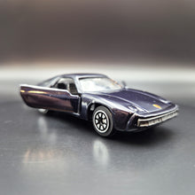 Load image into Gallery viewer, Welly 1982 Porsche 928 Dark Blue/Black #110 1:64 Car
