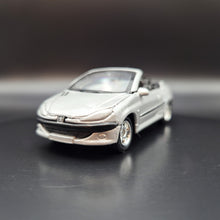 Load image into Gallery viewer, Welly 2006 Peugeot 206cc Silver #52245 1:64 Die Cast Car
