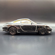 Load image into Gallery viewer, Bburago 1997 Porsche 911 Carrera Black 1:43 Die Cast
