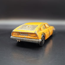 Load image into Gallery viewer, Matchbox 1972 BMC 1800 Pinifarina Orange #56 1-75 Superfast
