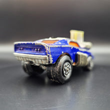 Load image into Gallery viewer, Matchbox 1972 Pi-Eyed Piper Blue #48 1-75 Superfast
