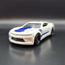 Load image into Gallery viewer, Hot Wheels 2017 &#39;16 Camaro SS White #265 Camaro Fifty 2/5
