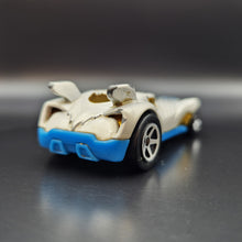 Load image into Gallery viewer, Hot Wheels 2012 Howlin Heat Pearl White Street Creature Cars 5 Pack Exclusive
