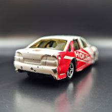 Load image into Gallery viewer, Matchbox 2000 Holden Commodore White/Red #11 1-75 Series
