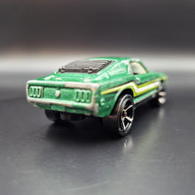 Load image into Gallery viewer, Hot Wheels 2014 &#39;70 Mustang Mach 1 Green #97 HW City 7/10
