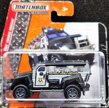 Load image into Gallery viewer, Matchbox 2014 S.W.A.T Truck Black #78 MBX Heroic Rescue New
