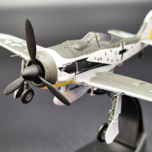 Load image into Gallery viewer, 1944 Luftwaffe Focke-Wulf FW 190 A-8 Fighter 1:72 Die Cast Plane
