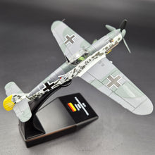 Load image into Gallery viewer, 1942 German Air Force Messerschmitt Bf109F-4 Grey 1:72 Fighter Die Cast Plane
