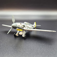 Load image into Gallery viewer, 1942 German Air Force Messerschmitt Bf109F-4 Grey 1:72 Fighter Die Cast Plane
