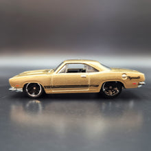 Load image into Gallery viewer, Hot Wheels 2014 &#39;68 Plymouth Barracuda Formula S Champayne #239 HW Workshop-Muscle Mania
