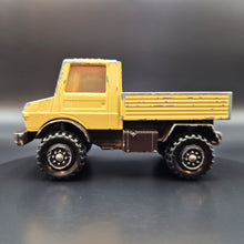 Load image into Gallery viewer, Matchbox 1978 Unimog K-30 Tan Super Kings
