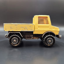 Load image into Gallery viewer, Matchbox 1978 Unimog K-30 Tan Super Kings
