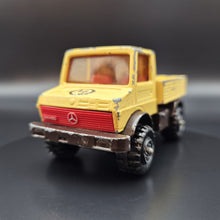 Load image into Gallery viewer, Matchbox 1978 Unimog K-30 Tan Super Kings
