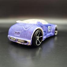 Load image into Gallery viewer, Hot Wheels 2008 High Voltage Purple (Cold), White (Warm) Color Shifters
