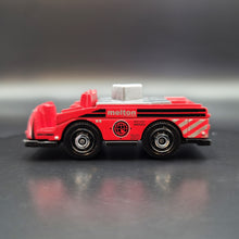 Load image into Gallery viewer, Matchbox 2021 MBX Mini Cargo Truck Red #23 MBX Metro
