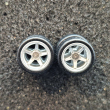 Load image into Gallery viewer, 1:64 5 Spoke Silver Wheel Set with Slick Rubber Tyres - Hot Wheels, Matchbox
