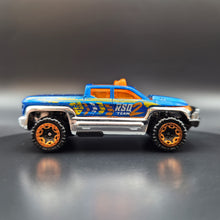 Load image into Gallery viewer, Hot Wheels 2019 Off-Duty Blue HW City 5 Pack Exclusive

