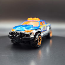 Load image into Gallery viewer, Hot Wheels 2019 Off-Duty Blue HW City 5 Pack Exclusive
