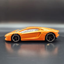 Load image into Gallery viewer, Hot Wheels 2016 Lamborghini Aventador LP 700-4 Orange HW Exotics 5-Pack Exclusive
