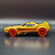 Load image into Gallery viewer, Hot Wheels 2022 Fast Fish Yellow #47 HW Speed Team 2/5 New
