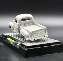 Load image into Gallery viewer, M2 Machines 1950 Studebaker 2R Truck Grey M2 Auto Trucks Release 71 - Damaged
