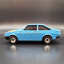 Load image into Gallery viewer, Matchbox 1988 Ford Escort RS2000 Light Blue BR25/26 Super GT
