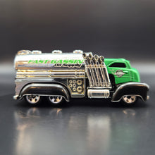 Load image into Gallery viewer, Hot Wheels 2009 Fast Gassin Green #14 2009 New Models 14/42
