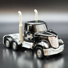 Load image into Gallery viewer, Matchbox 2011 International Lonestar Cab Black Super Convoy MBSCX004
