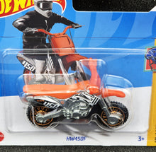 Load image into Gallery viewer, Hot Wheels 2024 HW450F Motorbike Orange #130 HW Xtreme Sports 5/5 New
