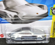 Load image into Gallery viewer, Hot Wheels 2024 Porsche 911 Carrera #134 Experimotors 5/5 New
