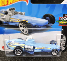 Load image into Gallery viewer, Hot Wheels 2024 Rockin&#39;Railer Light Blue #75 HW Race Day 2/10 New
