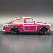 Load image into Gallery viewer, Matchbox Lesney 1970 Volkswagen 1600 TL Purple #67 Matchbox 1-75 Series - Rare
