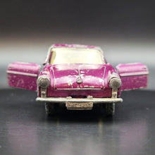 Load image into Gallery viewer, Matchbox Lesney 1970 Volkswagen 1600 TL Purple #67 Matchbox 1-75 Series - Rare
