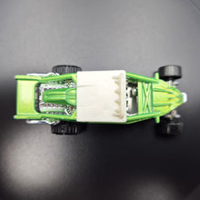 Load image into Gallery viewer, Hot Wheels 2010 Dune It Up Pearl Green #80 HW Garage 4/10
