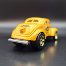 Load image into Gallery viewer, Hot Wheels 2010 Pass&#39;n Gasser Yellow # 104 HW Performance 6/10
