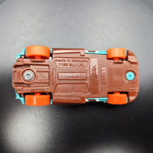Load image into Gallery viewer, Hot Wheels 2018 Fast Fish Aqua #301 HW Art Cars 1/10
