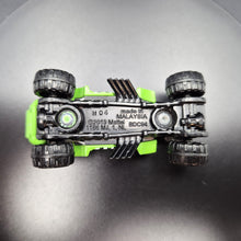 Load image into Gallery viewer, Hot Wheels 2015 Mountain Mauler Green #97 HW Off-Road - Hot Wheels Test Facility
