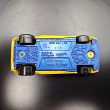 Load image into Gallery viewer, Hot Wheels 2018 Scoopa Di Fuego Yellow Looney Tunes 5/8
