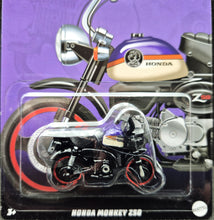 Load image into Gallery viewer, Hot Wheels 2024 Honda Monkey Z50 Purple Hot Wheels Motorcycle Club 5/5 New Long Card
