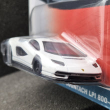 Load image into Gallery viewer, Hot Wheels 2023 Lamborghini Countach LPI 800-4 White Hot Wheels Spettacolare Car Culture 4/5 New
