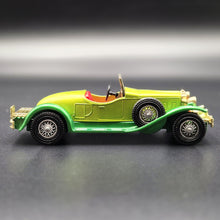Load image into Gallery viewer, Matchbox 1931 Stutz Bearcat Green Models Of Yesteryear Y14
