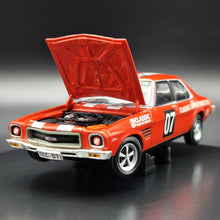 Load image into Gallery viewer, Classic Carlectables 1972 Holden HQ GTS Monaro Tangerine 2007 Carlectables Club Car 1:43 Die Cast Model
