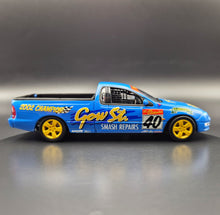 Load image into Gallery viewer, Classic Carlectables 2002 Ford AU XR8 Brute Gow St. Smash #40 - Warren Luff V8 Brute Series 1:43 Model
