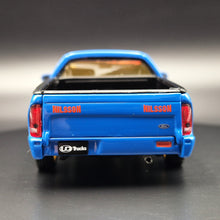 Load image into Gallery viewer, Classic Carlectables 2002 Ford AU XR8 Brute Gow St. Smash #40 - Warren Luff V8 Brute Series 1:43 Model
