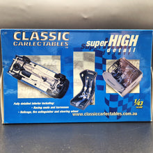Load image into Gallery viewer, Classic Carlectables 2002 Ford AU XR8 Brute Gow St. Smash #40 - Warren Luff V8 Brute Series 1:43 Model
