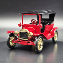 Load image into Gallery viewer, Matchbox 1911 Ford Model T Dark Red Models Of Yesteryear 1968 Y1-2
