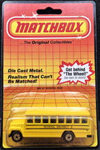Load image into Gallery viewer, Matchbox 1985 School Bus Yellow Series 1-75 MB47 Long Card
